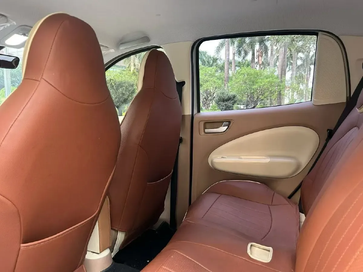 2025 WuLing HongGuang MINI EV BEV 16.2KWH,autocango,china used car exporter,china ev exporter,chinese used car exporter,chinese used ev exporter