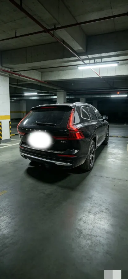 2025 Volvo XC60 2.0T 250HP L4 8AT,autocango,china used car exporter,china ev exporter,chinese used car exporter,chinese used ev exporter