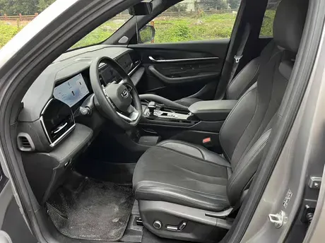 2024 Geely Monjaro 2.0T 218HP L4 7DCT,autocango,china used car exporter,china ev exporter,chinese used car exporter,chinese used ev exporter