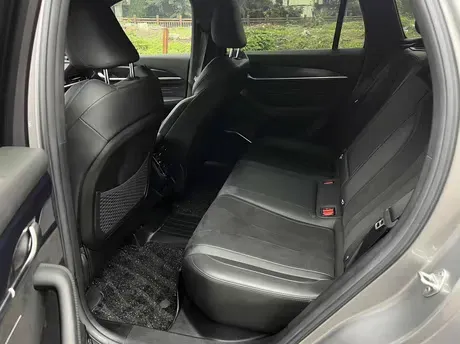 2024 Geely Monjaro 2.0T 218HP L4 7DCT,autocango,china used car exporter,china ev exporter,chinese used car exporter,chinese used ev exporter