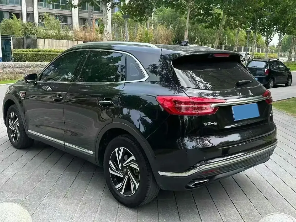 2022 HongQi HS5 2.0T 224HP L4 6AT,autocango,china used car exporter,china ev exporter,chinese used car exporter,chinese used ev exporter