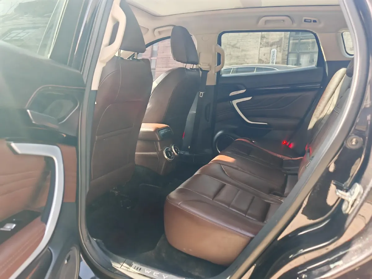 2017 WEY VV7 2.0T 234HP L4 7DCT,autocango,china used car exporter,china ev exporter,chinese used car exporter,chinese used ev exporter