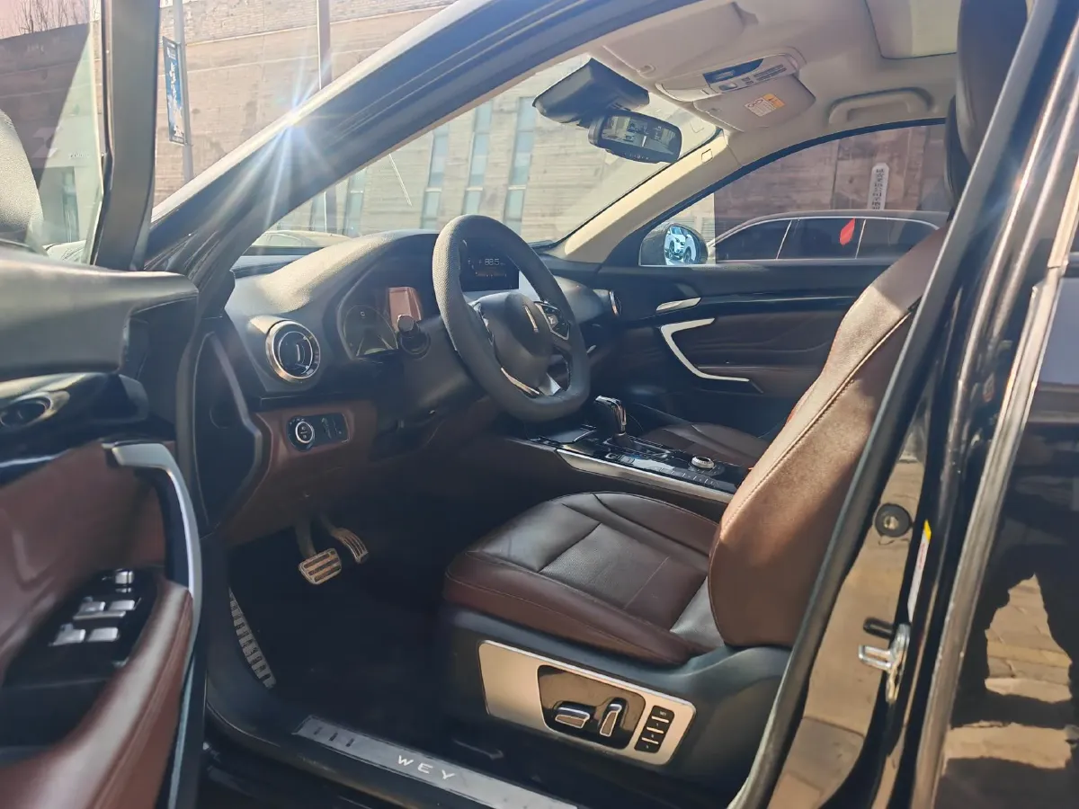 2017 WEY VV7 2.0T 234HP L4 7DCT,autocango,china used car exporter,china ev exporter,chinese used car exporter,chinese used ev exporter