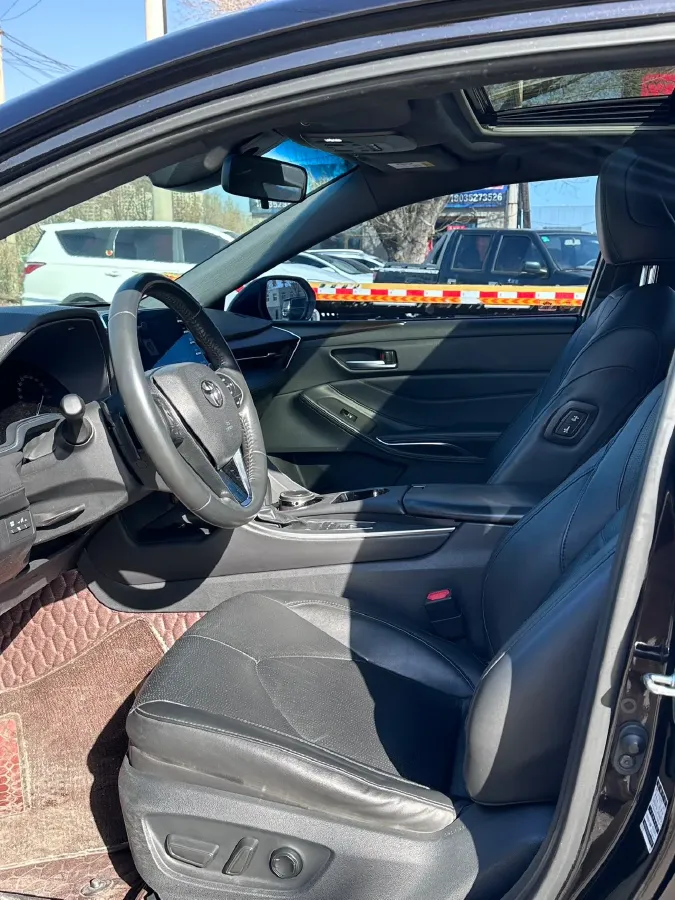 2021 Toyota Avalon 2.5L 209HP L4 8AT,autocango,china used car exporter,china ev exporter,chinese used car exporter,chinese used ev exporter