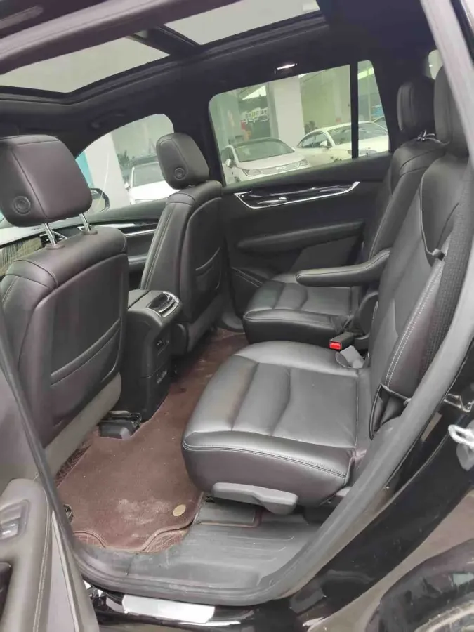 2021 Cadillac XT6 2.0T 237HP L4 9AT,autocango,china used car exporter,china ev exporter,chinese used car exporter,chinese used ev exporter