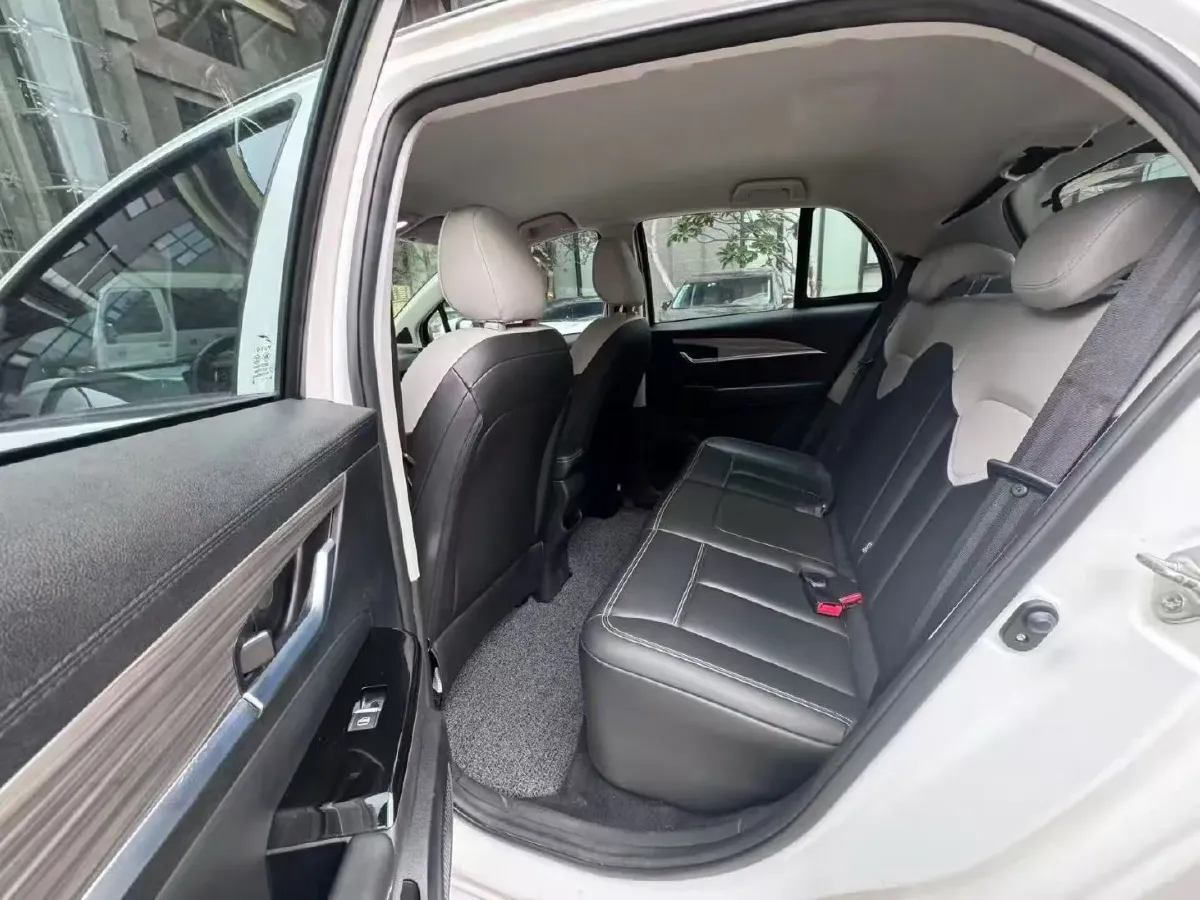 2023 BaoJun Cloud BEV 37.9KWH,autocango,china used car exporter,china ev exporter,chinese used car exporter,chinese used ev exporter