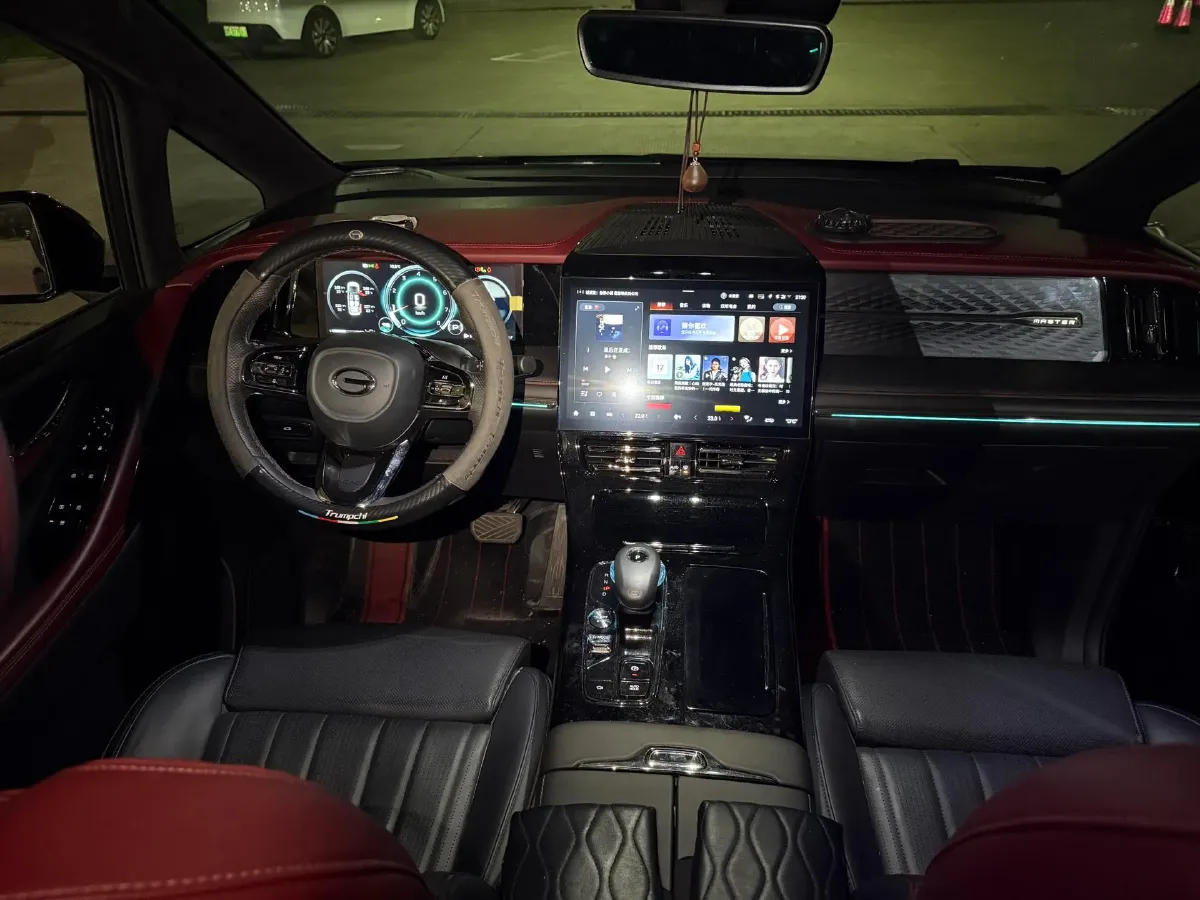 2024 GAC Trumpchi M8 2.0T 252HP L4 8AT,autocango,china used car exporter,china ev exporter,chinese used car exporter,chinese used ev exporter