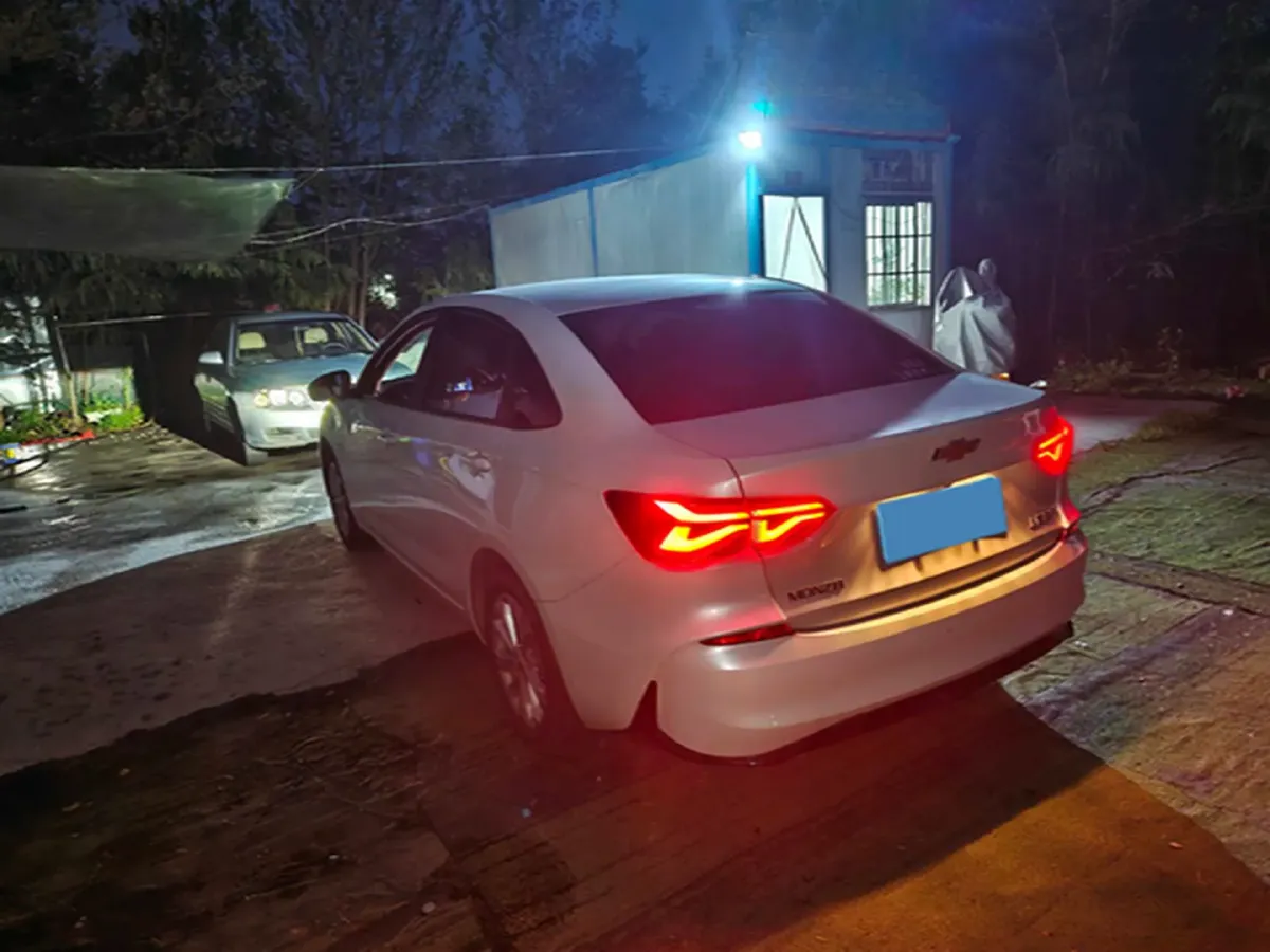 2024 Chevrolet Monza 1.5L 113HP L4 6DCT,autocango,china used car exporter,china ev exporter,chinese used car exporter,chinese used ev exporter