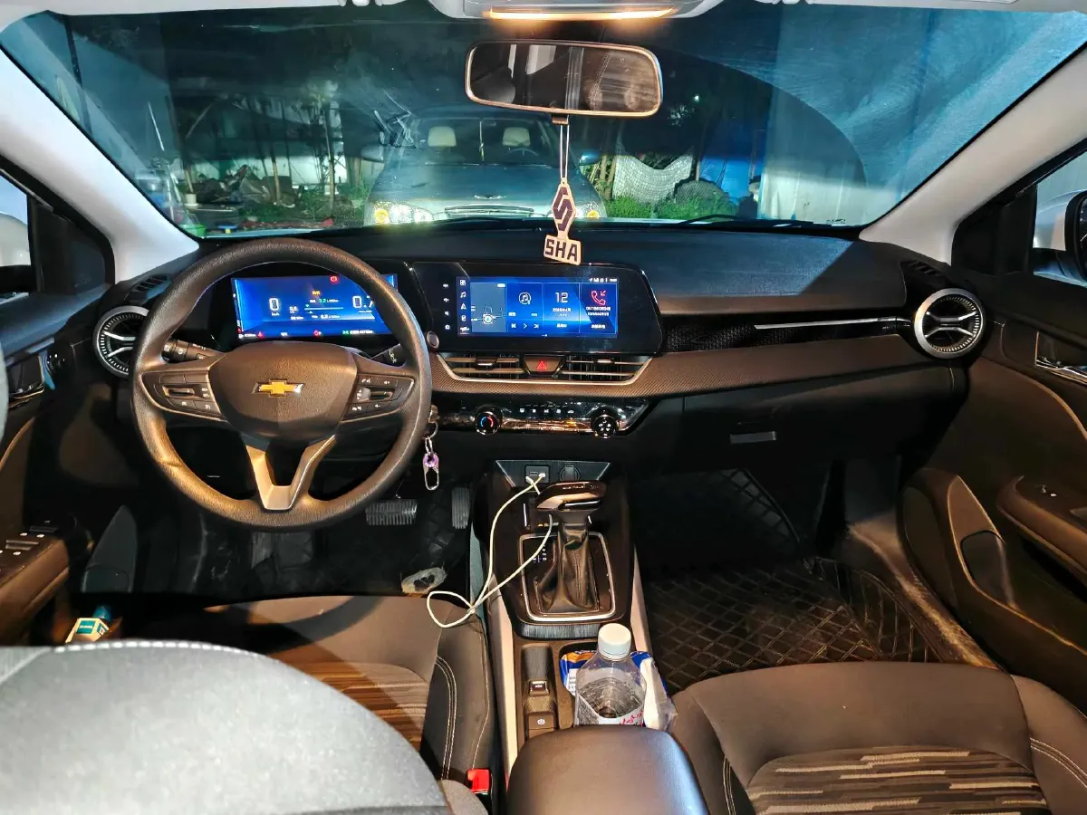 2024 Chevrolet Monza 1.5L 113HP L4 6DCT,autocango,china used car exporter,china ev exporter,chinese used car exporter,chinese used ev exporter