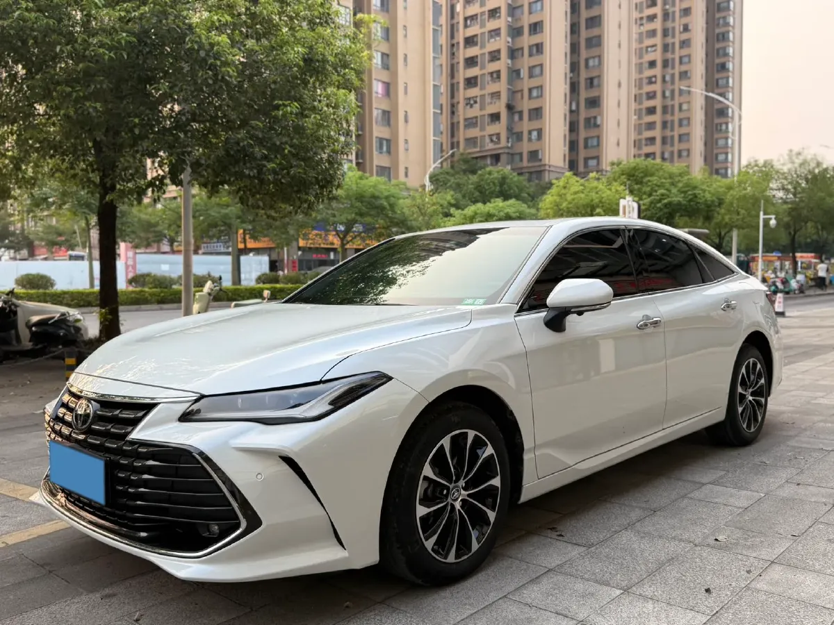 2023 Toyota Avalon 2.0L 177HP L4 CVT,autocango,china used car exporter,china ev exporter,chinese used car exporter,chinese used ev exporter