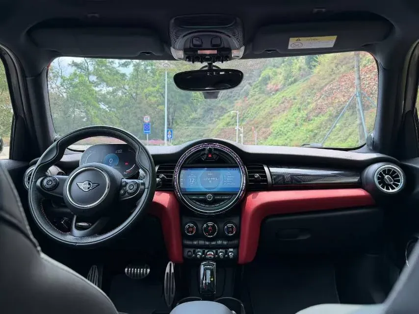 2020 MINI MINI 2.0T 192HP L4 7DCT,autocango,china used car exporter,china ev exporter,chinese used car exporter,chinese used ev exporter