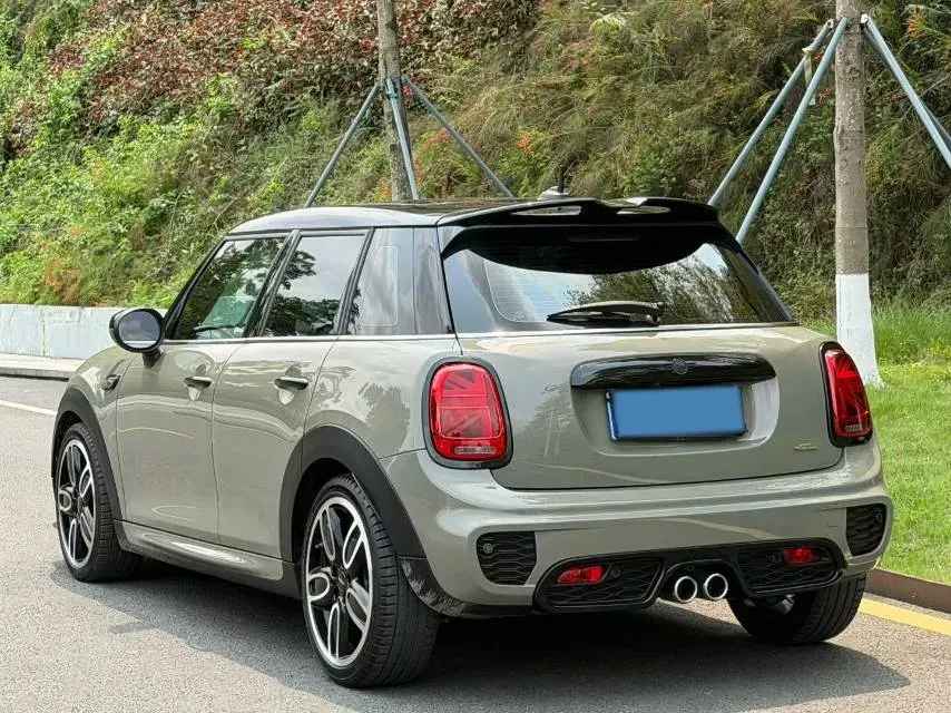 2020 MINI MINI 2.0T 192HP L4 7DCT,autocango,china used car exporter,china ev exporter,chinese used car exporter,chinese used ev exporter
