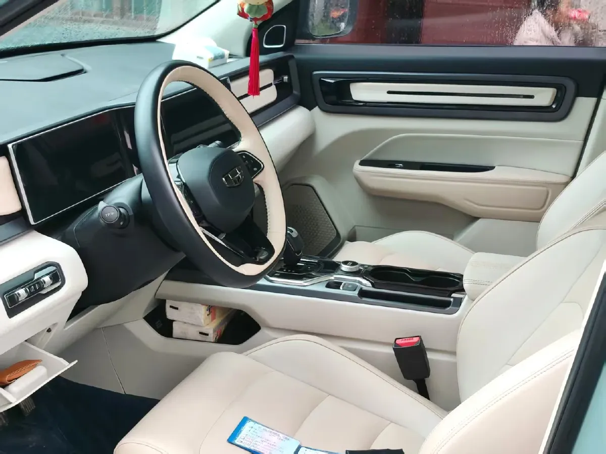 2023 Geely ICON 1.5T 181HP L4 7DCT,autocango,china used car exporter,china ev exporter,chinese used car exporter,chinese used ev exporter