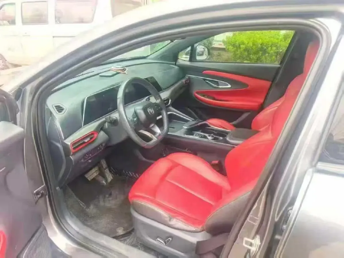 2020 ChangAn UNI-T 1.5T 180HP L4 7DCT,autocango,china used car exporter,china ev exporter,chinese used car exporter,chinese used ev exporter