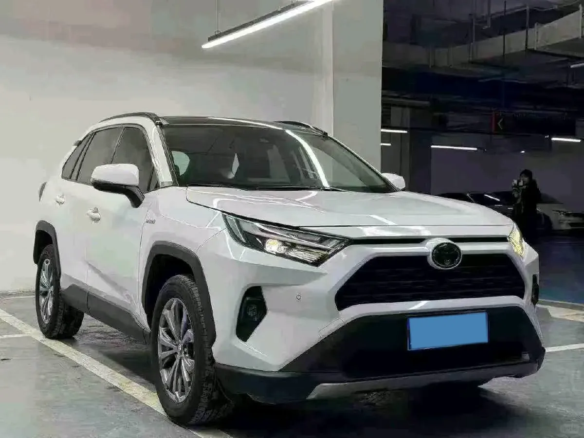 2024 Toyota RAV4 2.0L 171HP L4 CVT,autocango,china used car exporter,china ev exporter,chinese used car exporter,chinese used ev exporter