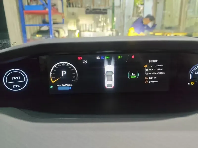 2024 ChangAn UNI-V iDD 1.5L 110HP L4 E-CVT PHEV 18.99KWH,autocango,china used car exporter,china ev exporter,chinese used car exporter,chinese used ev exporter