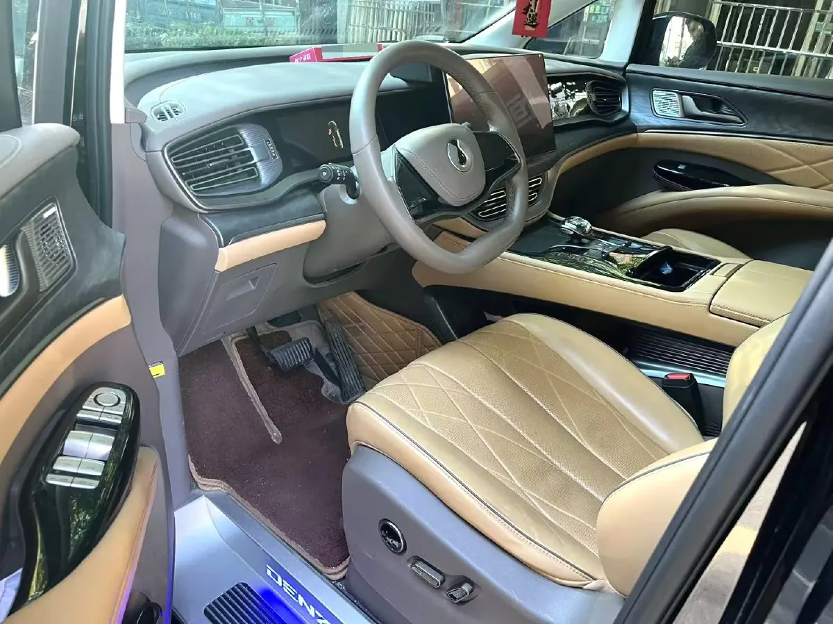 2022 HongQi HS7 3.0T 337HP V6 8AT,autocango,china used car exporter,china ev exporter,chinese used car exporter,chinese used ev exporter