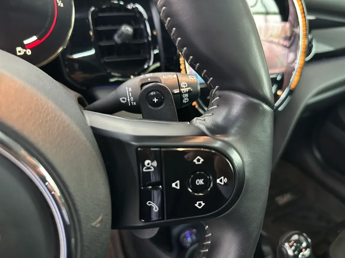 2022 MINI JCW 2.0T 231HP L4 8AT,autocango,china used car exporter,china ev exporter,chinese used car exporter,chinese used ev exporter