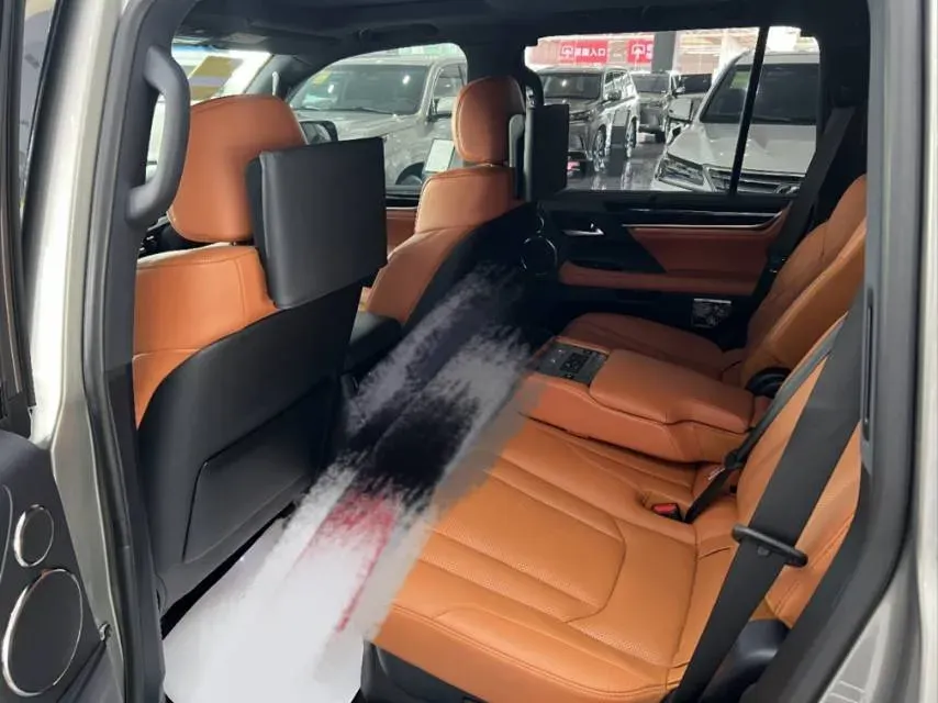 2017 Lexus LX 5.7L 367HP V8 8AT,autocango,china used car exporter,china ev exporter,chinese used car exporter,chinese used ev exporter