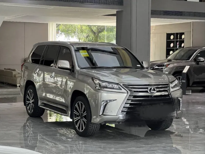 2017 Lexus LX 5.7L 367HP V8 8AT,autocango,china used car exporter,china ev exporter,chinese used car exporter,chinese used ev exporter