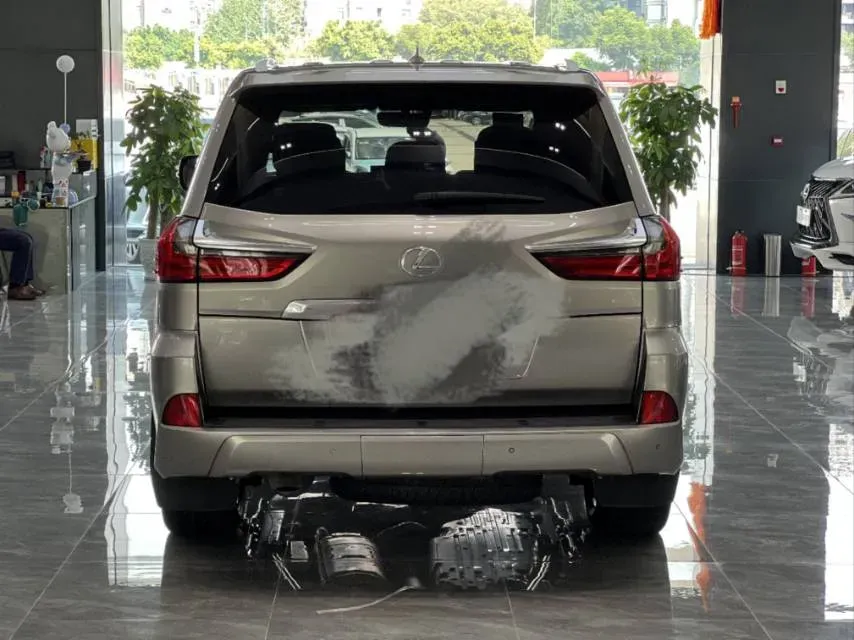 2017 Lexus LX 5.7L 367HP V8 8AT,autocango,china used car exporter,china ev exporter,chinese used car exporter,chinese used ev exporter