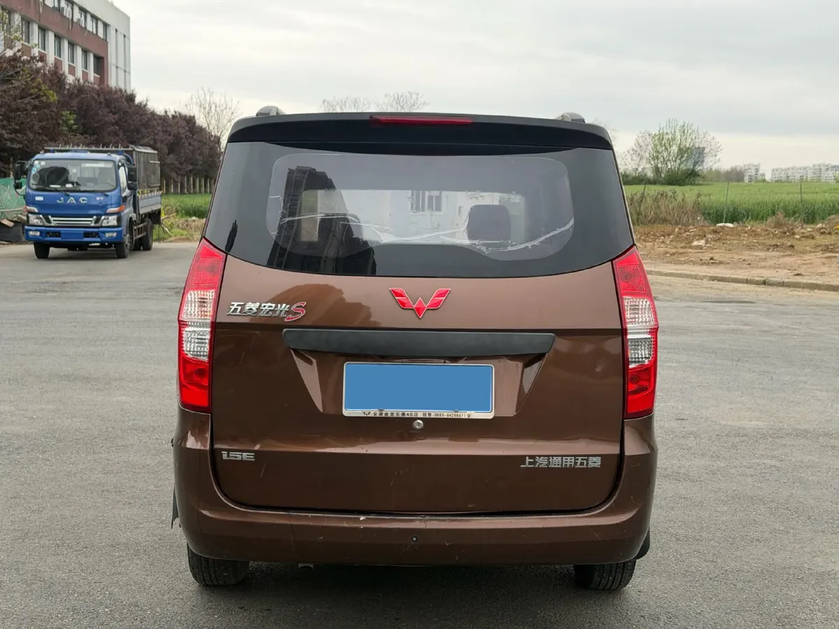 2018 WuLing HongGuang 1.5L 105HP L4 5MT,autocango,china used car exporter,china ev exporter,chinese used car exporter,chinese used ev exporter