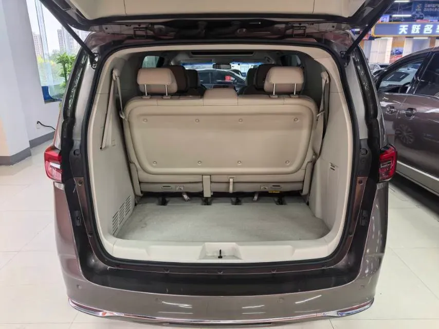 2022 Buick GL8 2.0T 237HP L4 9AT,autocango,china used car exporter,china ev exporter,chinese used car exporter,chinese used ev exporter