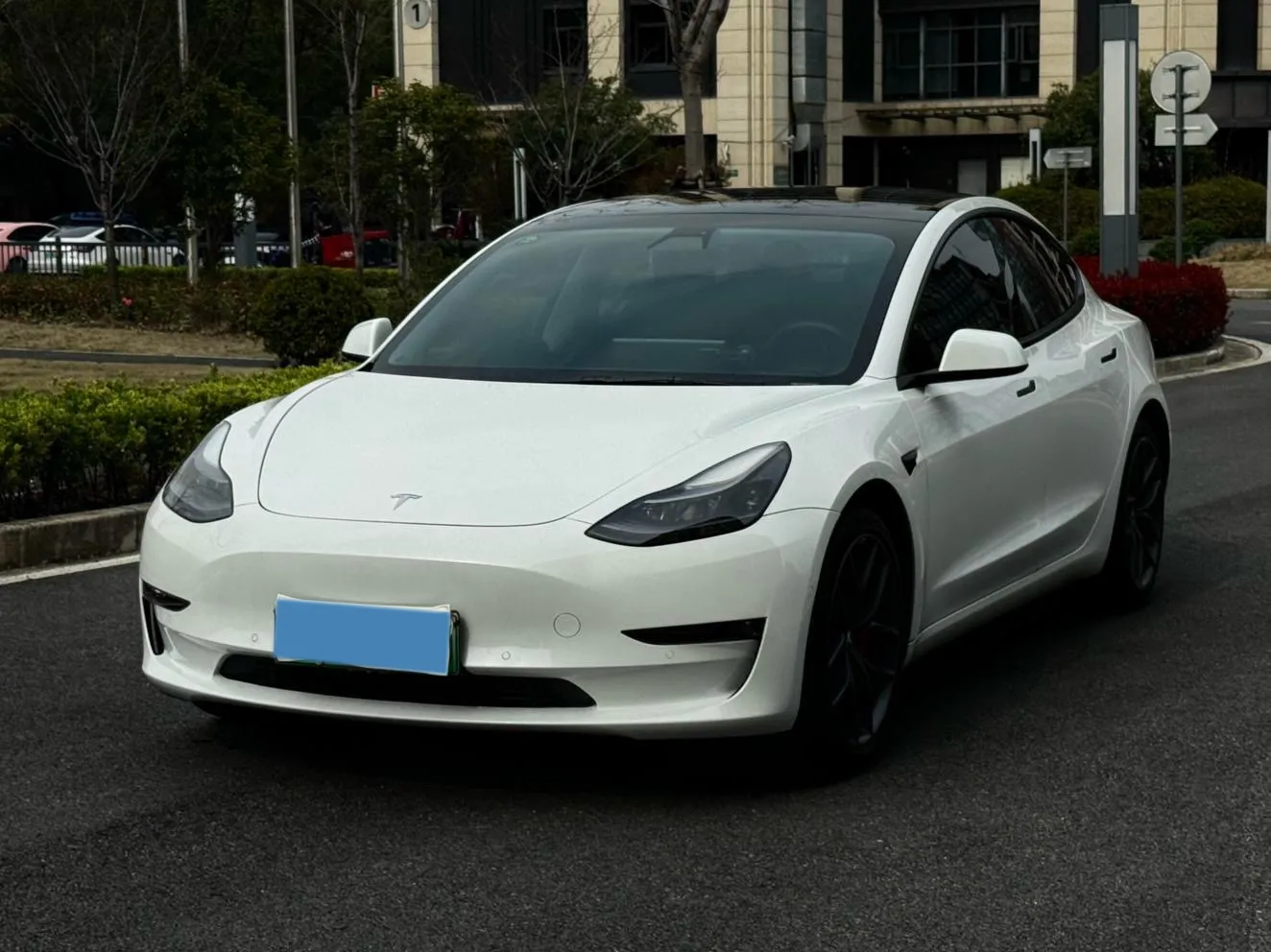 2021 Tesla Model 3 BEV 76.8KWH