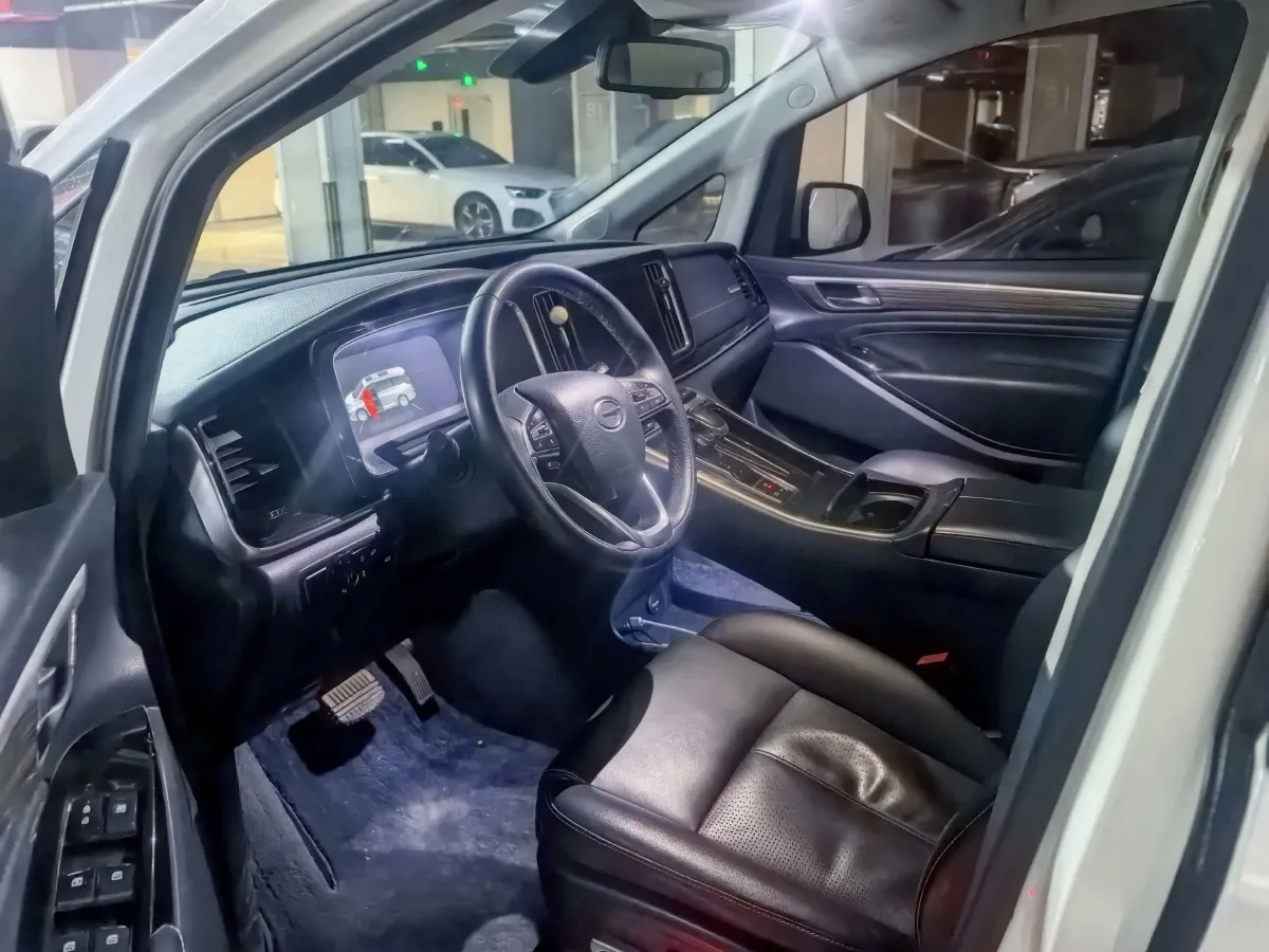 2021 GAC Trumpchi M8 2.0T 252HP L4 8AT,autocango,china used car exporter,china ev exporter,chinese used car exporter,chinese used ev exporter