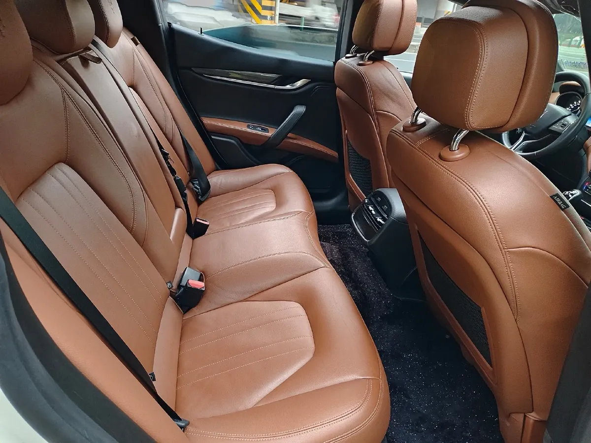 2018 Maserati Ghibli 3.0T 350HP V6 8AT,autocango,china used car exporter,china ev exporter,chinese used car exporter,chinese used ev exporter