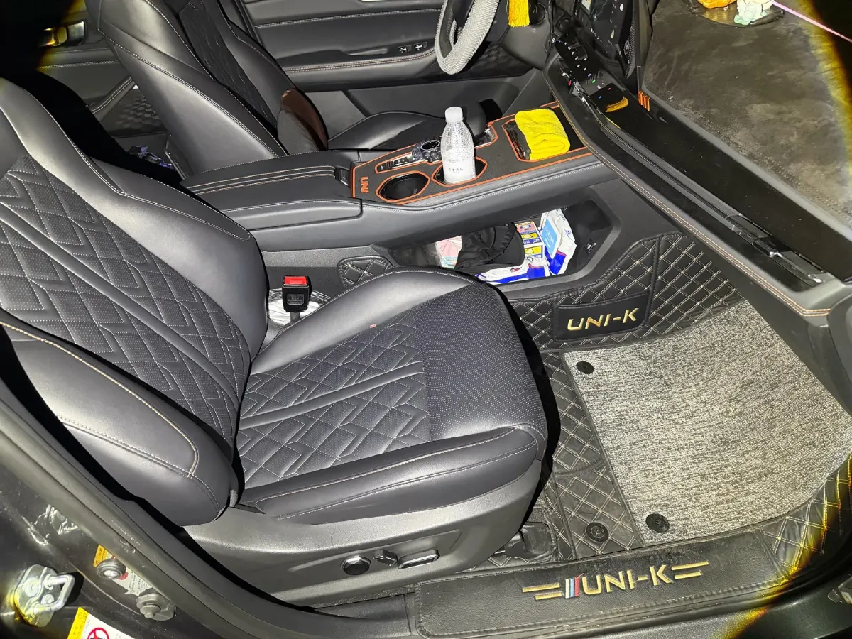 2023 ChangAn UNI-K iDD 1.5T 170HP L4 6TCT PHEV 28.39KWH,autocango,china used car exporter,china ev exporter,chinese used car exporter,chinese used ev exporter