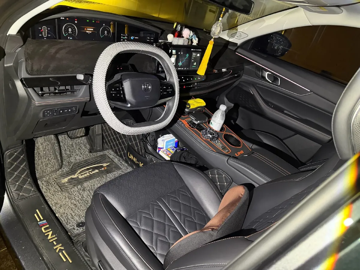 2023 ChangAn UNI-K iDD 1.5T 170HP L4 6TCT PHEV 28.39KWH,autocango,china used car exporter,china ev exporter,chinese used car exporter,chinese used ev exporter