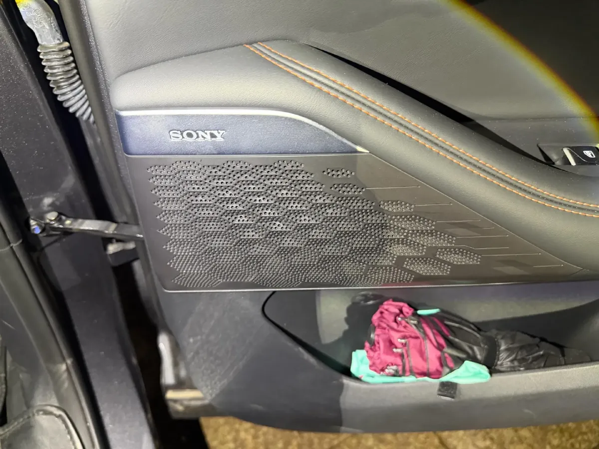 2023 ChangAn UNI-K iDD 1.5T 170HP L4 6TCT PHEV 28.39KWH,autocango,china used car exporter,china ev exporter,chinese used car exporter,chinese used ev exporter