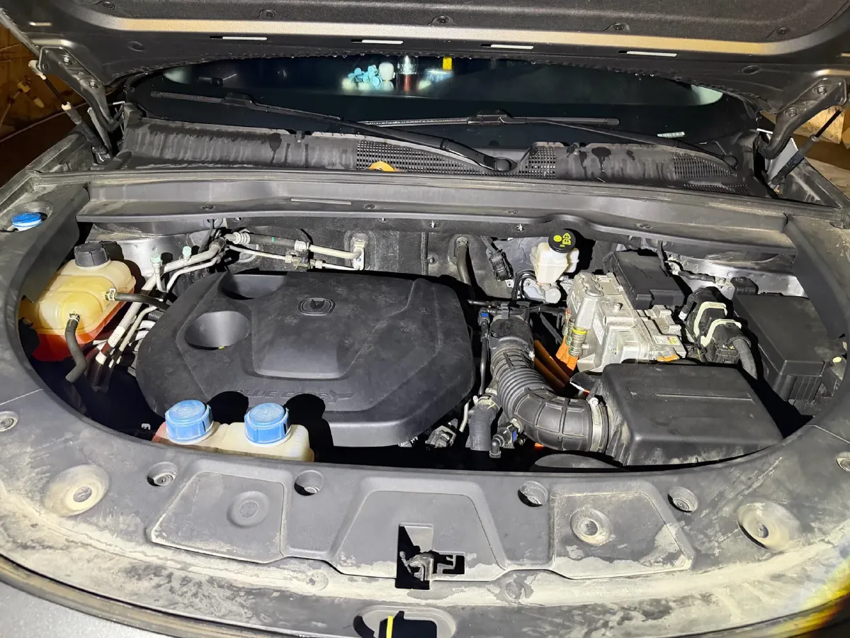 2023 ChangAn UNI-K iDD 1.5T 170HP L4 6TCT PHEV 28.39KWH,autocango,china used car exporter,china ev exporter,chinese used car exporter,chinese used ev exporter