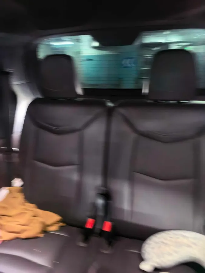 2021 Cadillac XT6 2.0T 237HP L4 9AT,autocango,china used car exporter,china ev exporter,chinese used car exporter,chinese used ev exporter