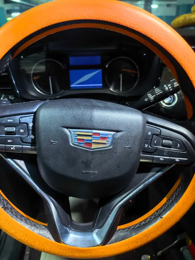 2021 Cadillac XT6 2.0T 237HP L4 9AT,autocango,china used car exporter,china ev exporter,chinese used car exporter,chinese used ev exporter