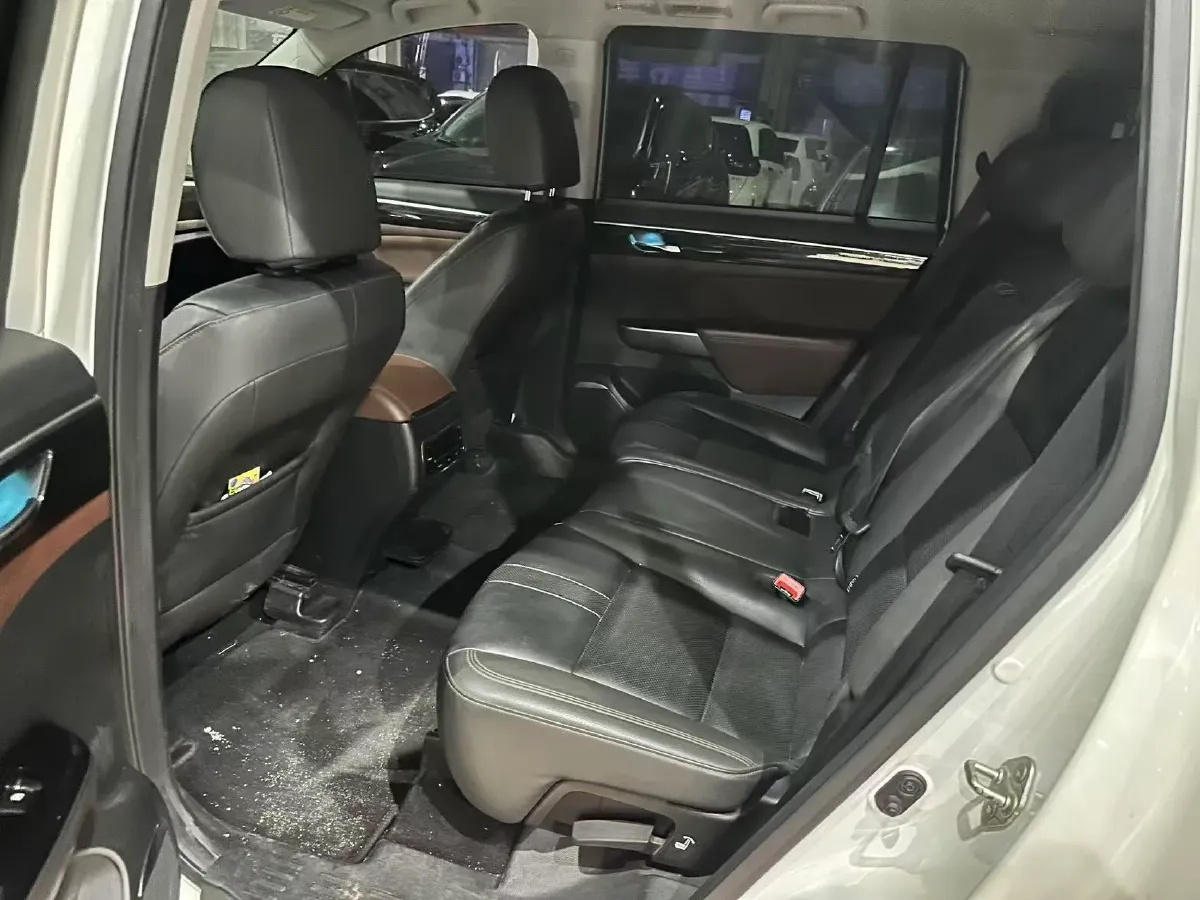 2017 GAC Trumpchi GS8 2.0T 201HP L4 6AT,autocango,china used car exporter,china ev exporter,chinese used car exporter,chinese used ev exporter