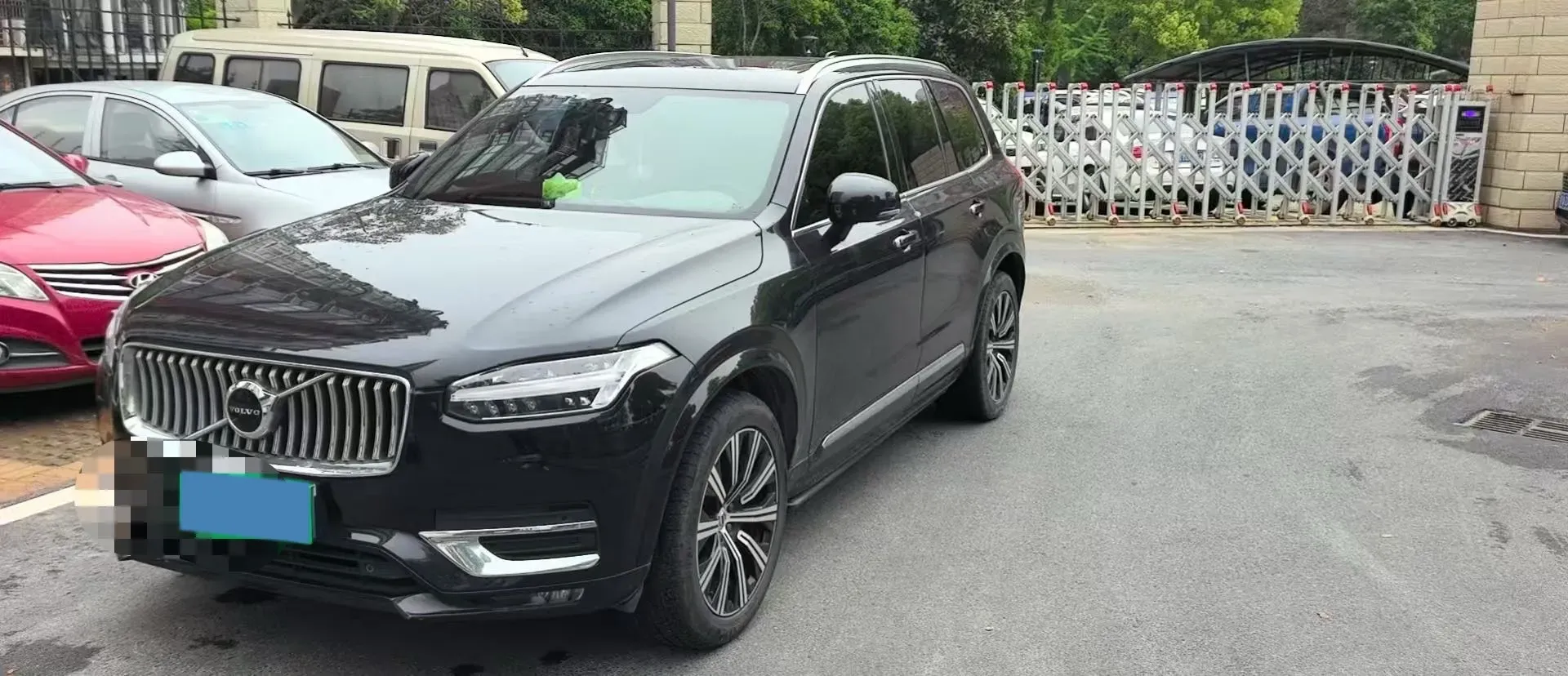 2025 Volvo XC90 2.0T 250HP L4 8AT,autocango,china used car exporter,china ev exporter,chinese used car exporter,chinese used ev exporter