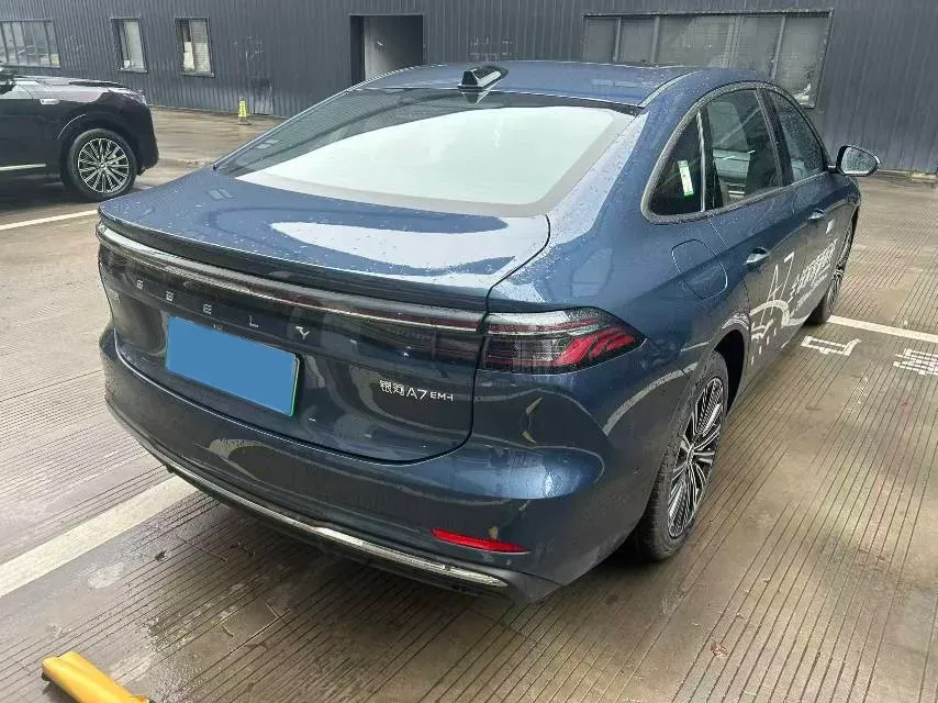 2025 Geely Galaxy A7 1.5L 112HP L4 1DHT PHEV,autocango,china used car exporter,china ev exporter,chinese used car exporter,chinese used ev exporter