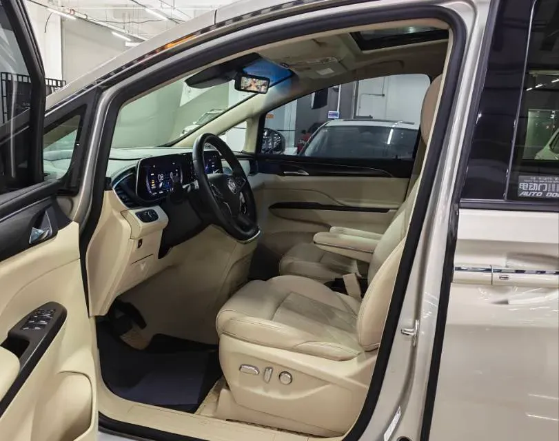 2022 Buick GL8 2.0T 237HP L4 9AT,autocango,china used car exporter,china ev exporter,chinese used car exporter,chinese used ev exporter