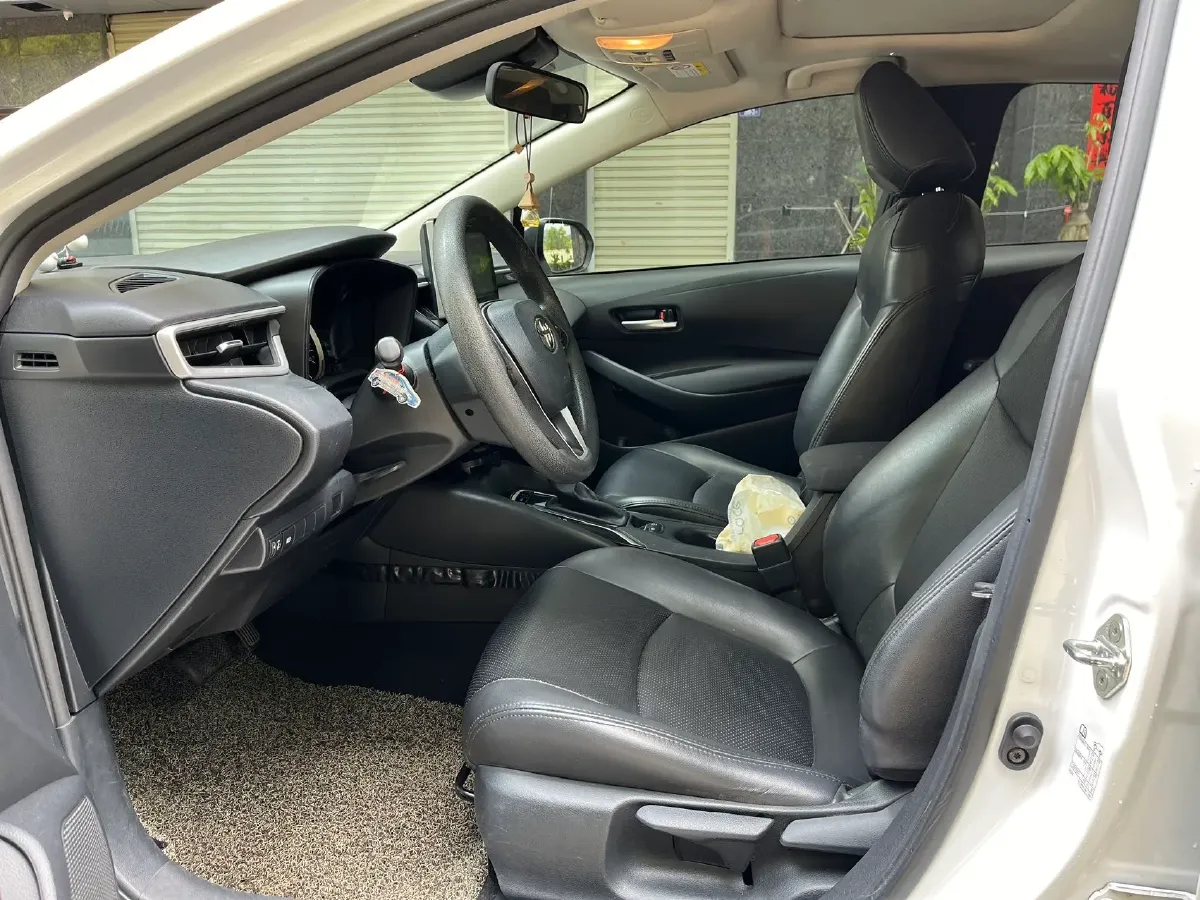 2019 Toyota Corolla 1.2T 116HP L4 CVT,autocango,china used car exporter,china ev exporter,chinese used car exporter,chinese used ev exporter