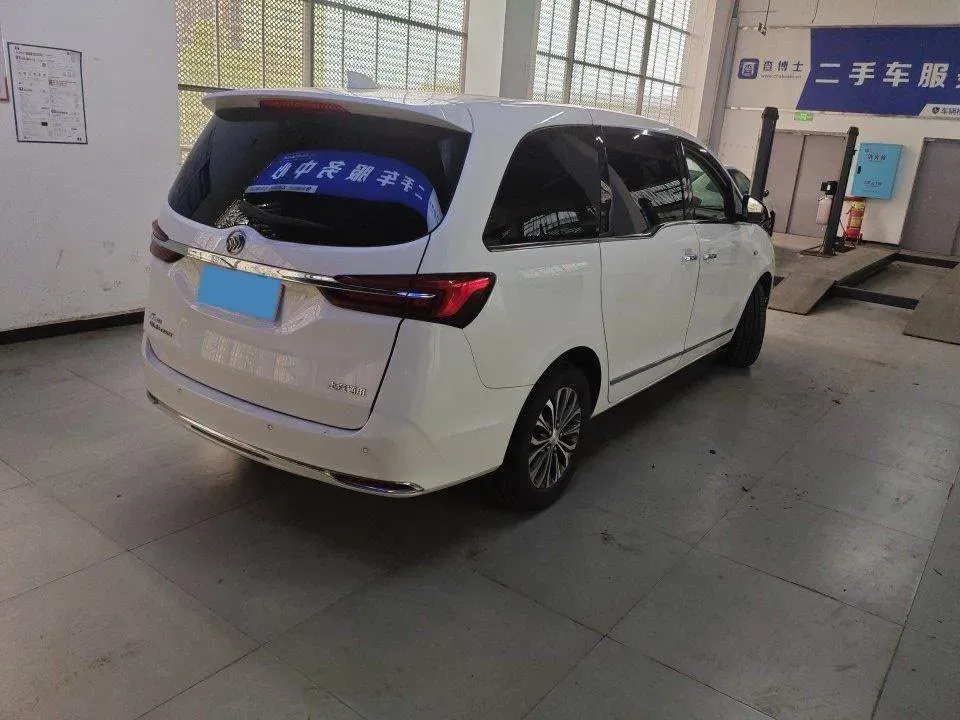 2021 Buick GL8 2.0T 237HP L4 9AT,autocango,china used car exporter,china ev exporter,chinese used car exporter,chinese used ev exporter