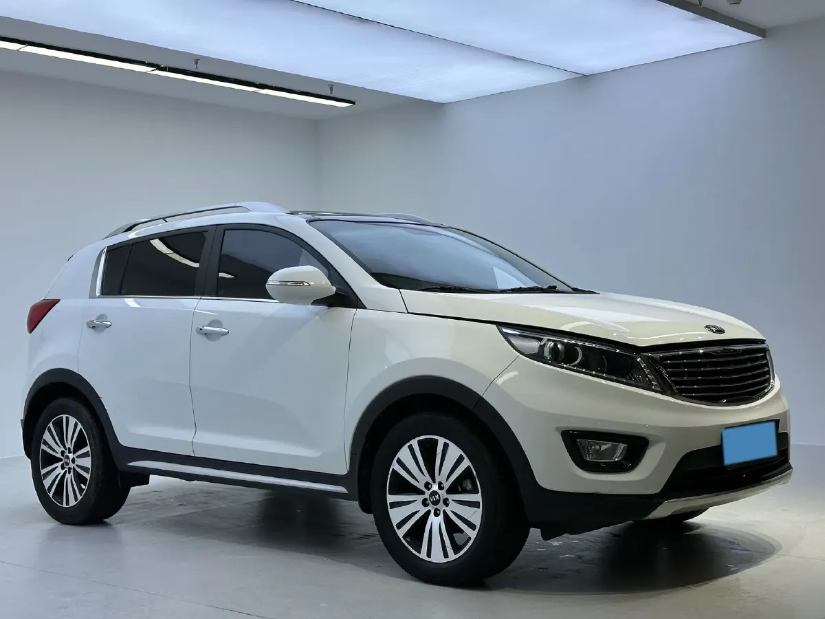 2016 Kia Sportage R 2.0L 165HP L4 6AT,autocango,china used car exporter,china ev exporter,chinese used car exporter,chinese used ev exporter