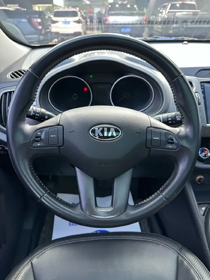 2016 Kia Sportage R 2.0L 165HP L4 6AT,autocango,china used car exporter,china ev exporter,chinese used car exporter,chinese used ev exporter