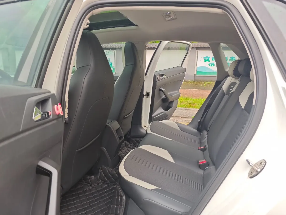 2019 Volkswagen Polo 1.5L 113HP L4 6AT,autocango,china used car exporter,china ev exporter,chinese used car exporter,chinese used ev exporter