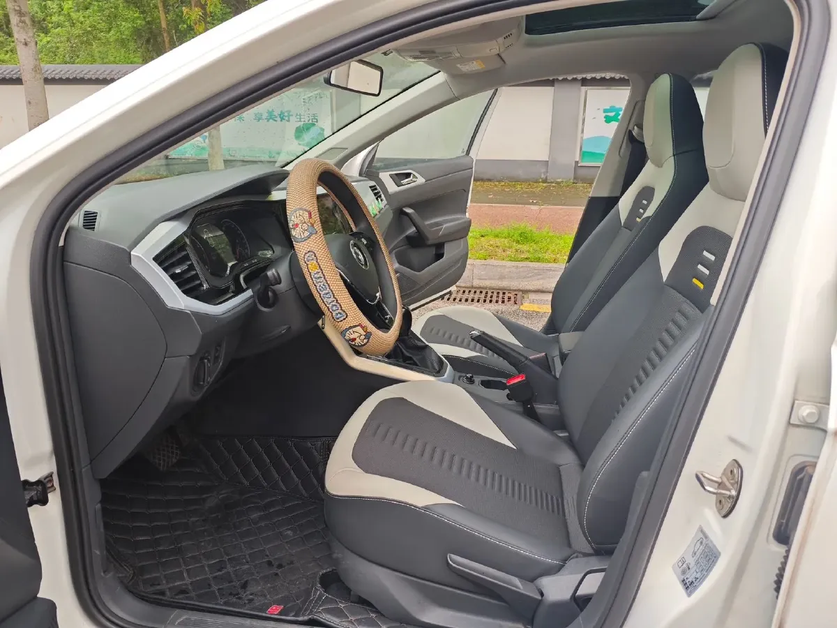 2019 Volkswagen Polo 1.5L 113HP L4 6AT,autocango,china used car exporter,china ev exporter,chinese used car exporter,chinese used ev exporter