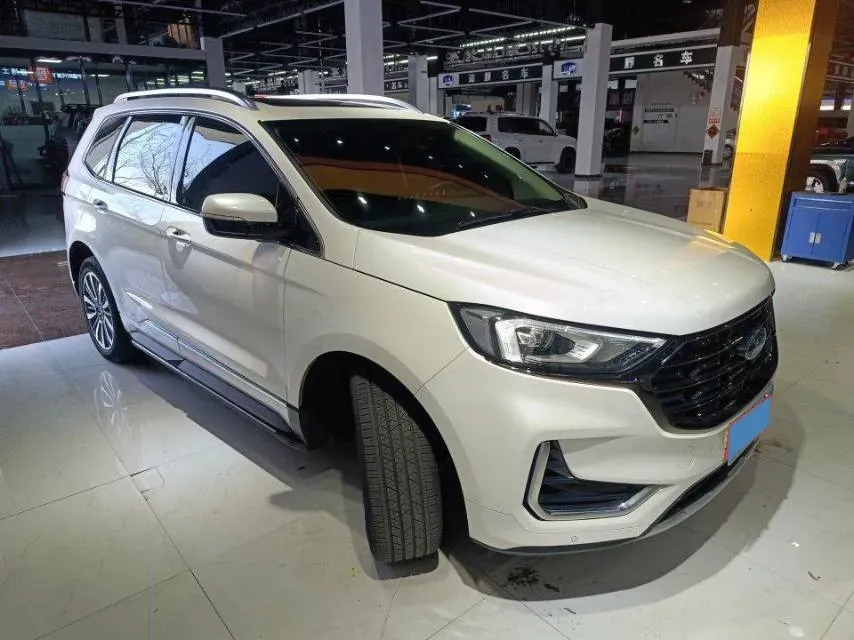 2021 Ford Edge 2.0T 245HP L4 8AT,autocango,china used car exporter,china ev exporter,chinese used car exporter,chinese used ev exporter