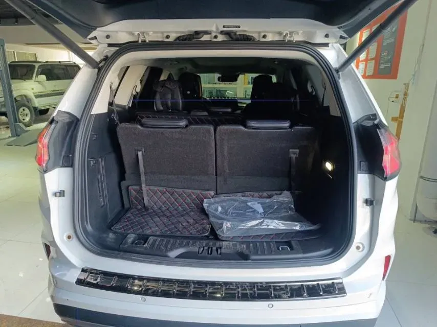 2021 Ford Edge 2.0T 245HP L4 8AT,autocango,china used car exporter,china ev exporter,chinese used car exporter,chinese used ev exporter