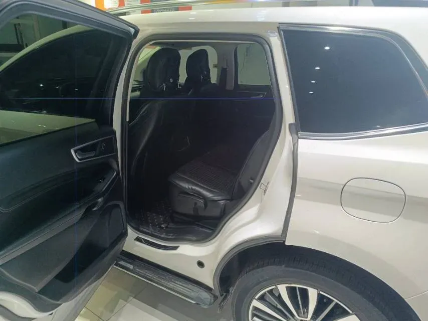 2021 Ford Edge 2.0T 245HP L4 8AT,autocango,china used car exporter,china ev exporter,chinese used car exporter,chinese used ev exporter