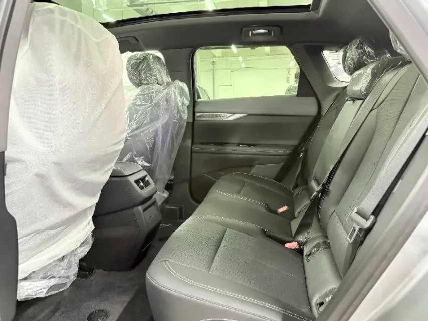 2024 Cadillac OPTIQ BEV 68.4KWH,autocango,china used car exporter,china ev exporter,chinese used car exporter,chinese used ev exporter